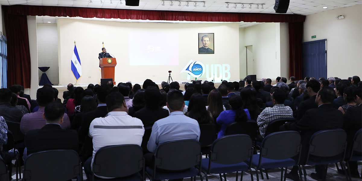 UDB realiza Lección Inaugural 2024 en el marco de su 40 aniversario de fundación 