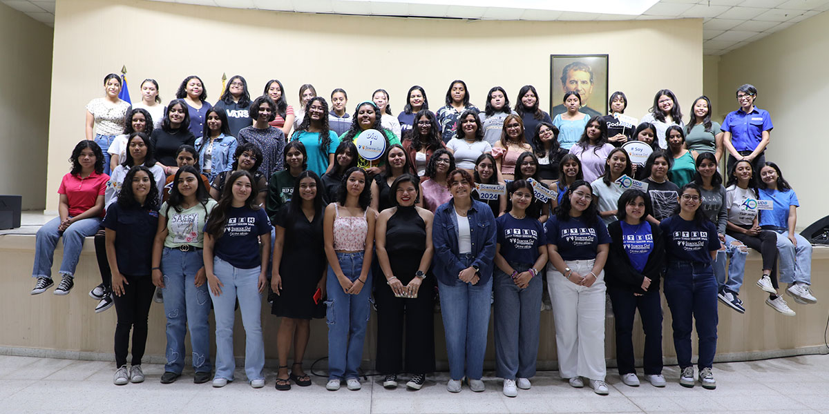 Cerca de 50 señoritas de bachillerato serán formadas por el Science Girl Camp en áreas STEM 