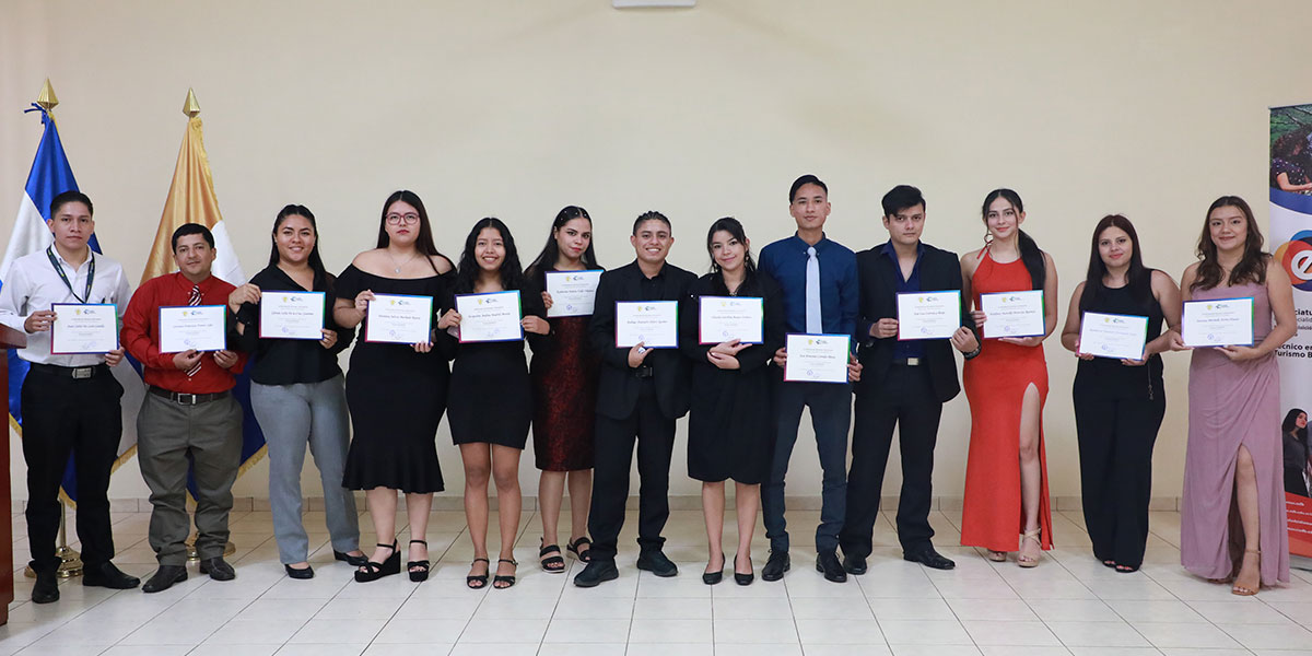 Nuevo grupo de jóvenes aprenden inglés gracias al proyecto Blessing 