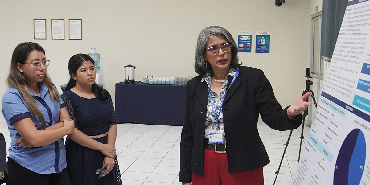 Maestría en Gestión del Currículum presenta investigaciones científicas 