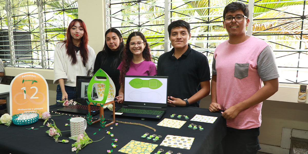 Estudiantes de Diseño Gráfico presentan proyectos enfocados en los objetivos de desarrollo sostenible 