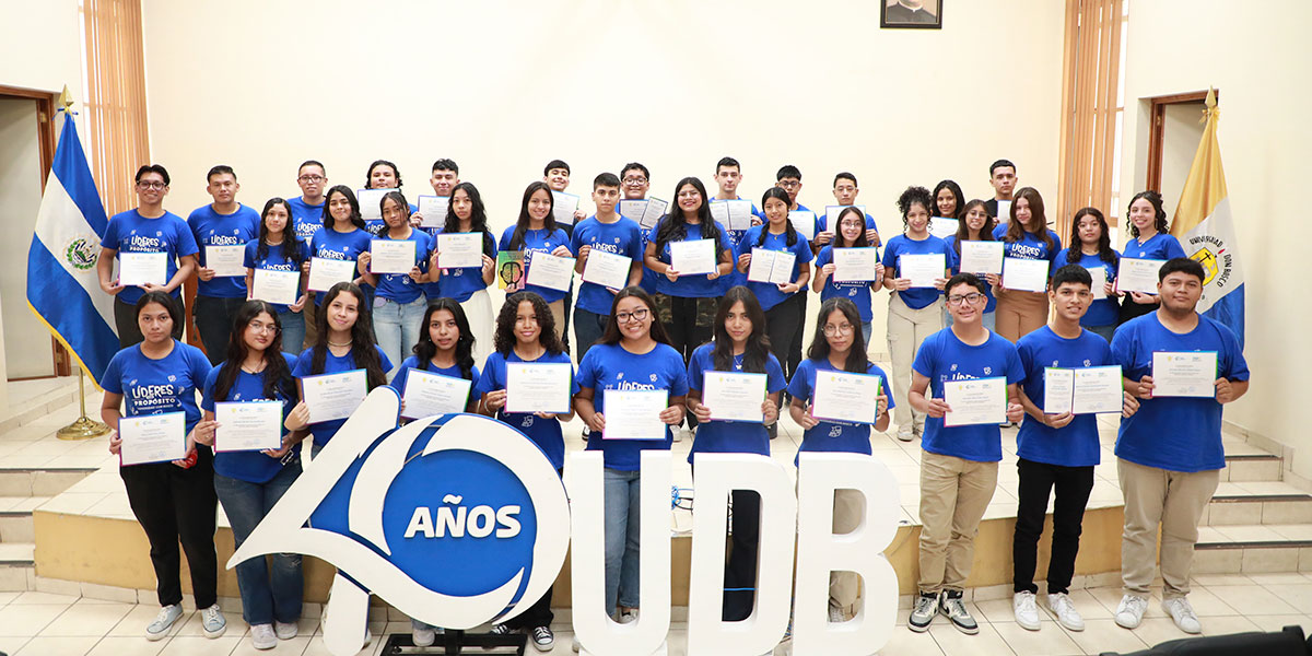 Primera cohorte del diplomado Líderes con Propósito concluye con éxito 