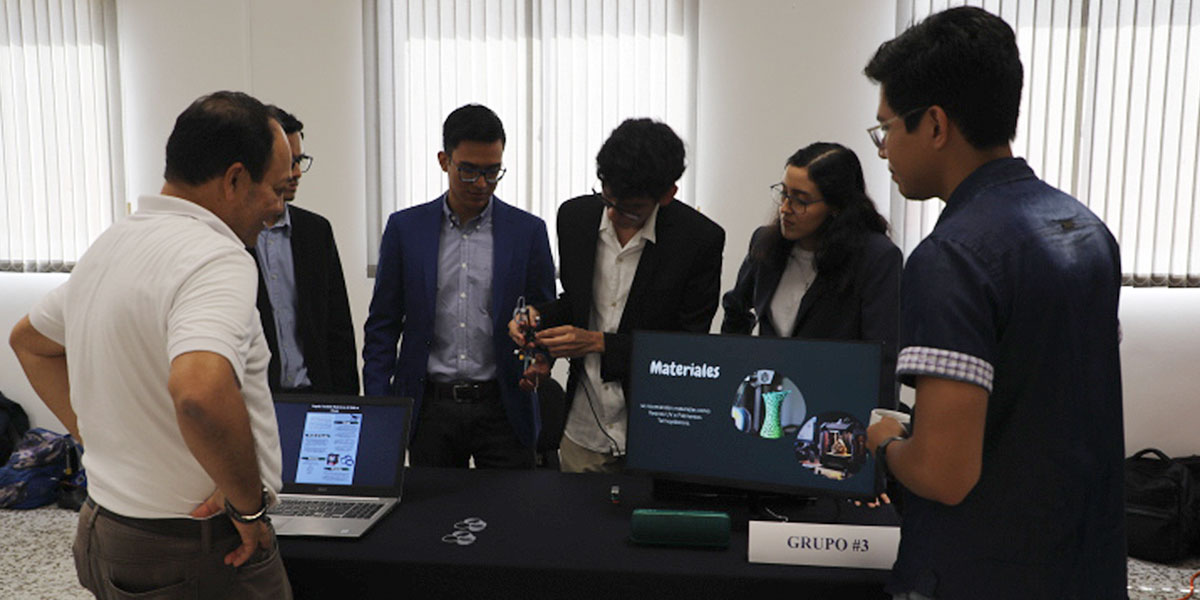 Estudiantes de la Facultad de Aeronáutica presentan proyectos innovadores 