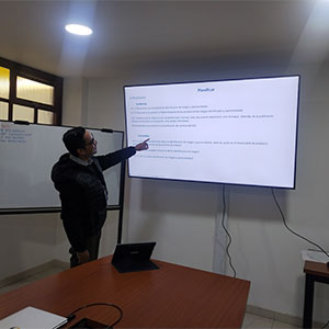 Colaborador participa en formación sobre Auditoría Interna de Calidad de Procesos Aeronáuticos en Colombia 