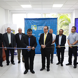 Remodelan espacios del edificio 2 para la mejora de sus estudiantes y docentes 