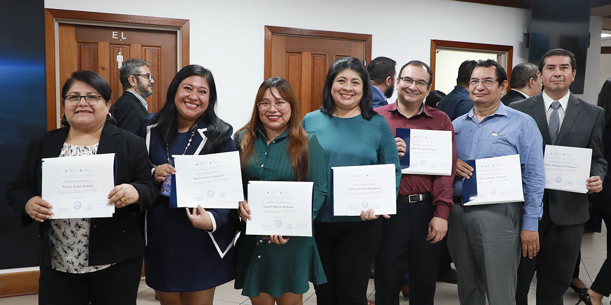 Docentes UDB concluyen 3ª cohorte del del Diplomado en Fundamentos de la Investigación Científica 