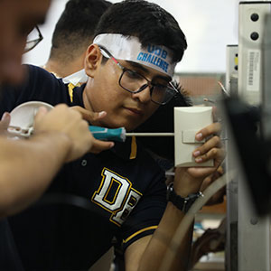 Universidad Don Bosco realiza el UDB Challenge 2025 