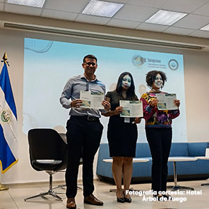 Estudiantes del Leed Lab presentan proyecto sobre sostenibilidad en congreso internacional 