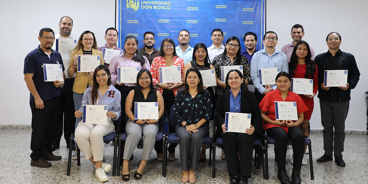 UDB impulsa la formación en desarrollo de proyectos de compromiso social 