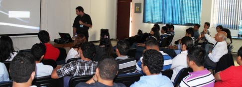 Facultad de Estudios Tecnológicos realiza PC-DAY 2013