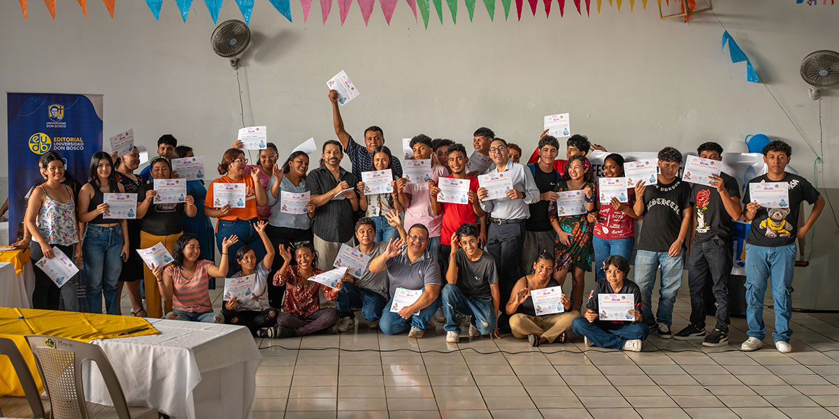 La Editorial Universidad Don Bosco y la Pastoral Educativa impulsan un festival que apuesta por la lectura como formación humana en Zacatecoluca 