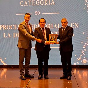 Editorial UDB recibe reconocimiento nacional por su aporte a la difusión científica 