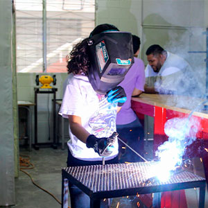 Gabriela Monterroza: una experiencia que despertó su pasión por la Ingeniería Mecatrónica 