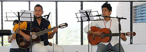 Una casa sin música es un cuerpo sin alma...