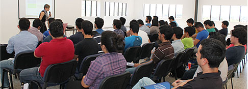 Tecoloco imparte charla sobre técnicas de búsqueda de empleo