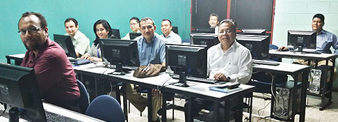 Docentes fortalecen competencias de aprendizaje electrónico (e-learning)