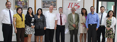 UDB recibe visita de funcionarios de la Universidad Católica Silva Henríquez de Chile