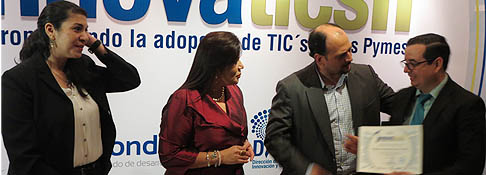 Reconocen destacada participación de docente UDB en proyecto del MINEC