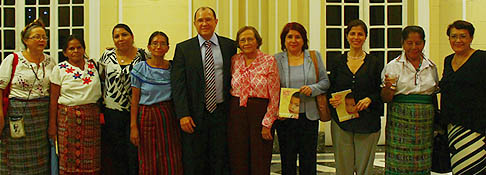 Editorial Universidad Don Bosco presentó libro “El pueblo pipil y su lengua. De vuelta a la vida”