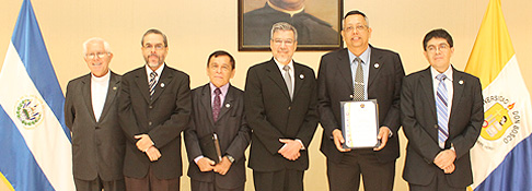 UDB: La Universidad en El Salvador con más programas acreditados internacionalmente