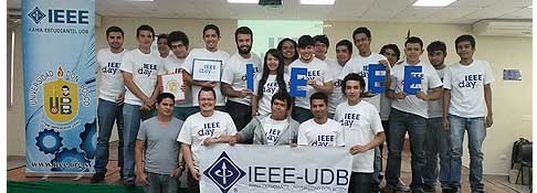 IEEE sección El Salvador reconoce aporte y colaboración de estudiante UDB