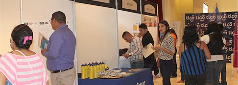 6ª Feria de Trabajo de la Universidad Don Bosco recibe cerca de mil asistentes