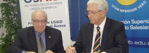 UNIVERSIDAD DON BOSCO FIRMA CONVENIO CON EL PROGRAMA DE USAID PARA MEJORAR EL ACCESO AL EMPLEO