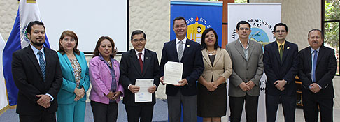 AAC renueva certificación de la UDB como Organización de Instrucción de Mantenimiento Aeronáutico