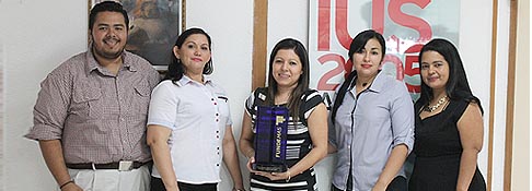 Science Girl Camp de la UDB gana premio Marca Positiva 2016