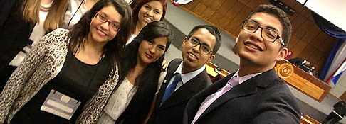 Estudiante de comunicación participó como ponente en The Conference of Youth COY12, Paraguay