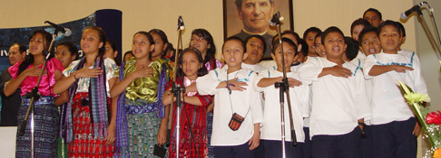 UDB FINALIZA CON ÉXITO DIPLOMADO DE EDUCACIÓN INTERCULTURAL BILENG&Uuml;E Y EL CURSO INTENSIVO DE NÁHUAT