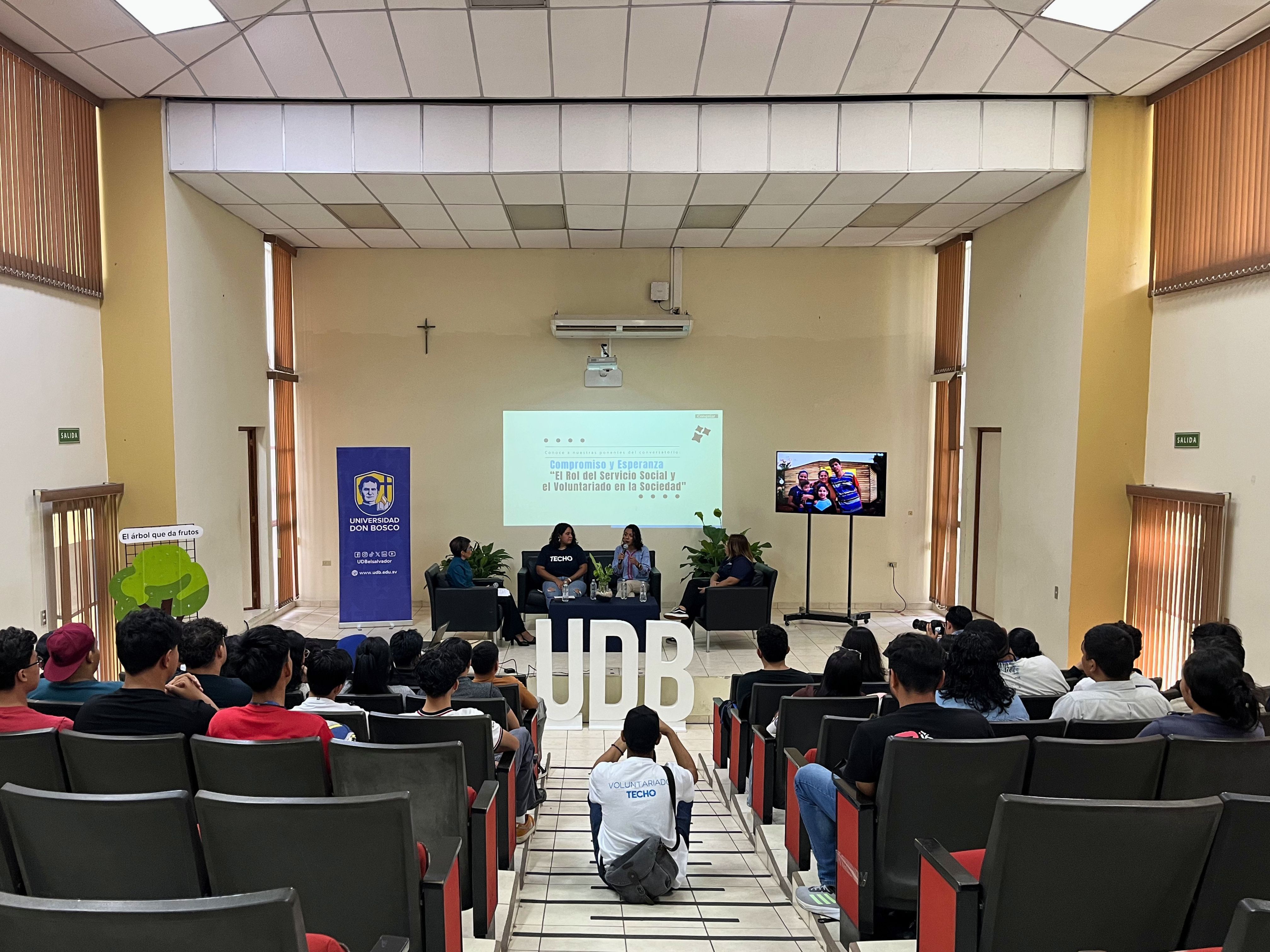 Conversatorio: Compromiso y Esperanza, el rol del servicio social y el voluntariado en la sociedad